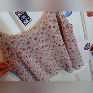 Forever 21 Floral Crop Top